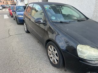 Volkswagen Golf 2005