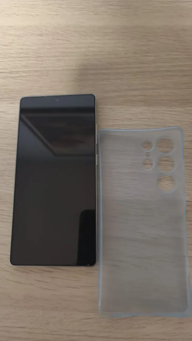 Samsung S25 Ultra silver shadow