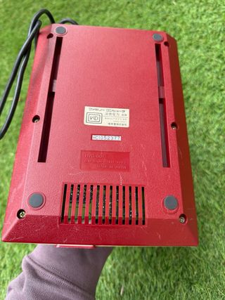 Nintendo Famicom Family Computer Consola