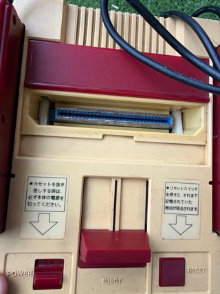 Nintendo Famicom Family Computer Consola