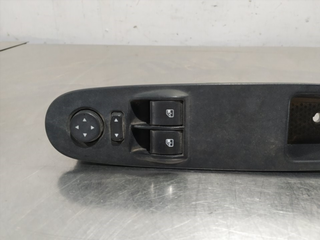 MANDO ELEVALUNAS DELANTERO IZQUIERDO FIAT III EVO