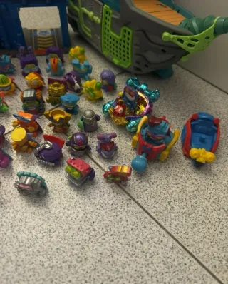 Super Zings Set Barco Pirata y Figuras