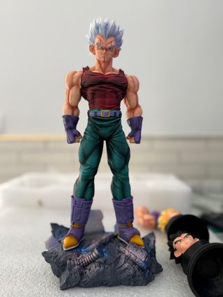 Figura Baby Vegeta Dragon Ball GT 31cm