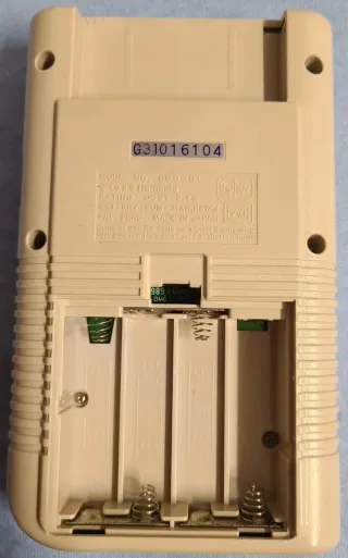 Consola portátil clásica Nintendo DMG-01