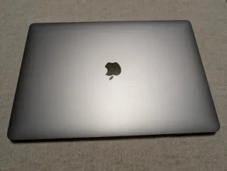 MacBook Pro 16 2019 i9 64GB-RAM 512GB-SSD