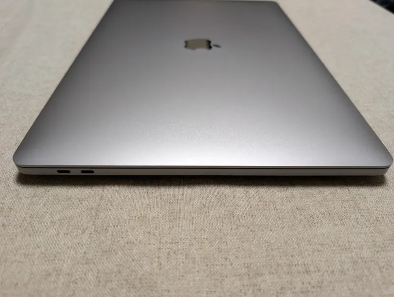 MacBook Pro 16 2019 i9 64GB afbeelding 8