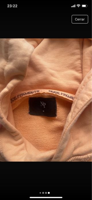 Sudadera naranja con capucha