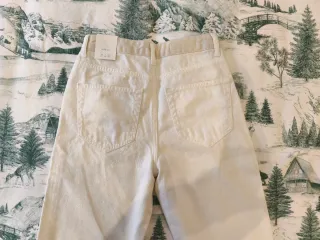 Zara Mom Fit Jeans Beige/Blanco Talla 36