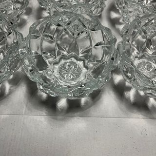 Sei ciotole in cristallo