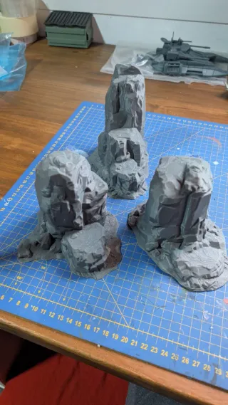 Set scenografia montagne/rocce in miniatura