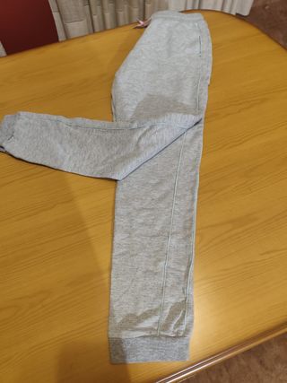 Pantalón deportivo niña Pocopiano gris