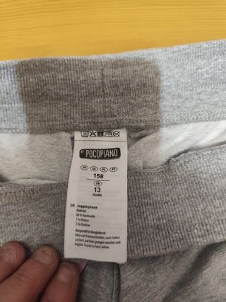 Pantalón deportivo niña Pocopiano gris
