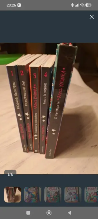 4 Libros Anna Kadabra en catalán