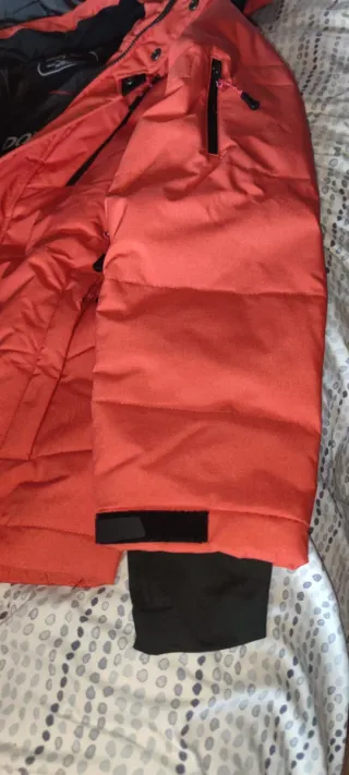 Abrigo de invierno relleno de plumón