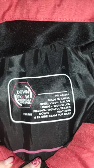 Abrigo de invierno relleno de plumón