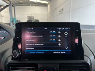 PEUGEOT Rifter Allure Pack Standard BlueHDi