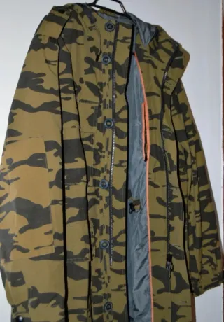 Chaqueta militar camuflaje