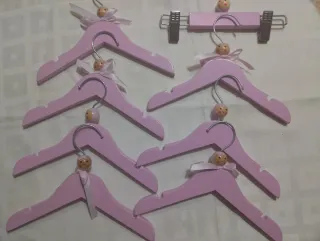 Lote 7 Perchas Madera Niña Rosas