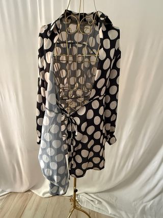 Blusa lunares negra y blanca talla única