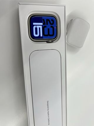 iPhone 13 256GB Rojo + Apple Watch 7 45mm LTE