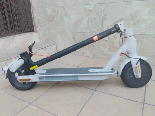 Patinete Eléctrico Xiaomi Mi Scooter 3.