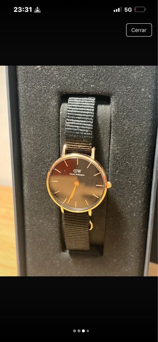 Reloj Daniel Wellington Negro y Dorado