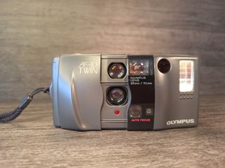 Olympus AF-10 Twin Cámara Analógica 35mm