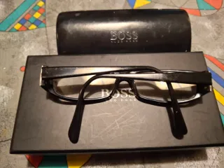 Occhiali da lettura Hugo Boss neri