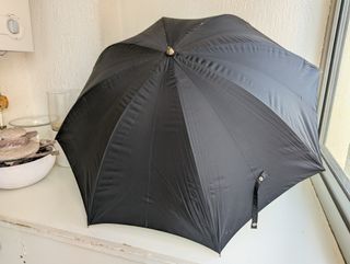 Lote de Iluminación: 3 Pies de Foco + 4 Paraguas