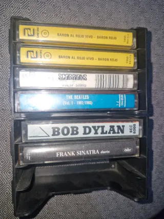 Lote 6 Cassettes Rock/Pop: Scorpions, Beatles