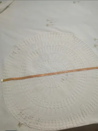 Tapete de mesa ganchillo hecho a mano 85cm