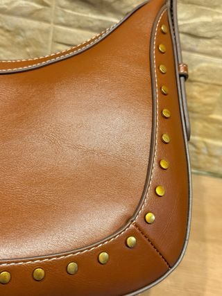 Bolso Mango Marrón Tachuelas. Nuevo