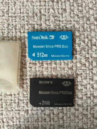 PSP 1004 Blanca + 4 Juegos + Accesorios