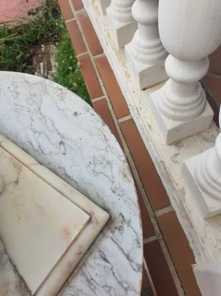 Mesa de jardín mármol y hierro fundido