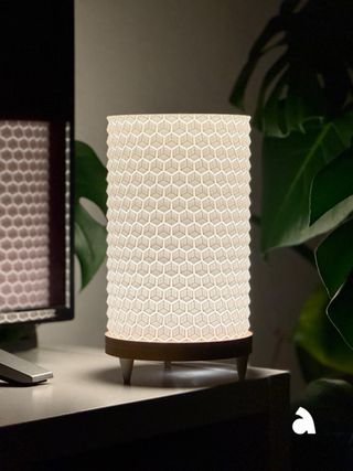 Lámpara de mesa con trípode Varios modelos.