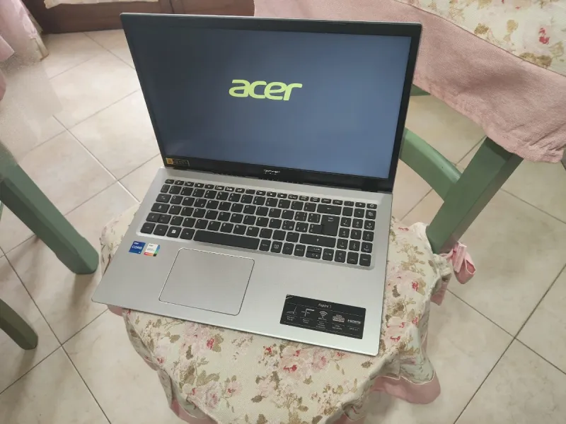 Portátil Acer i7 5 16GB RAM SSD 512GB 15.6" gaming