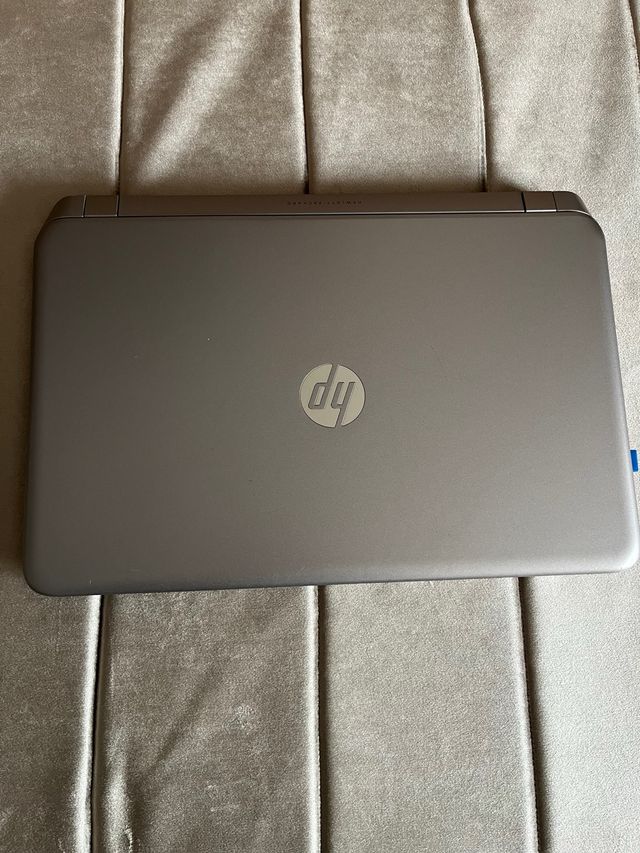 HP Envy 15 – Intel i5 – 16GB RAM – 1TB – Buen esta