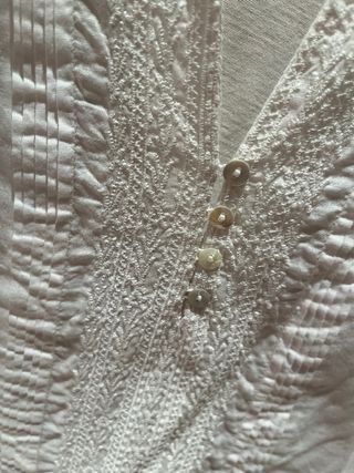 Camiseta Massimo Dutti sin mangas bordada