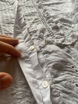 Blusa blanca bordada