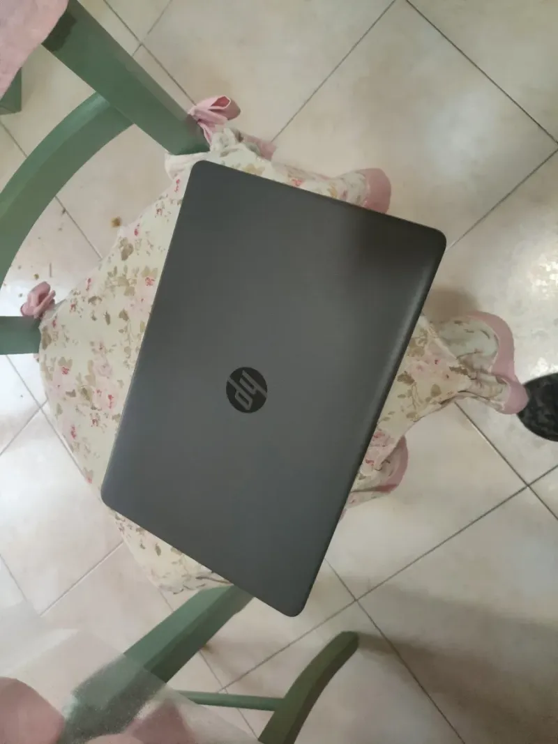 Portátil HP i5 slim 8GB RAM SSD 516GB 15.6" afbeelding 2