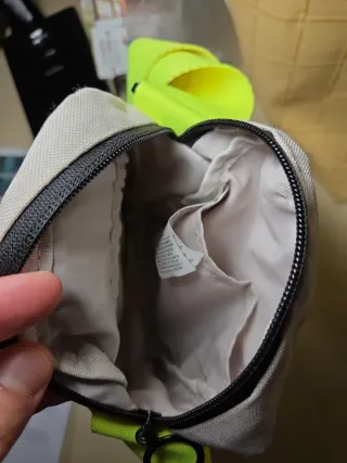 Bandolera Nike Gris y Negra