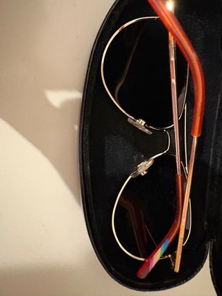 Gafas de sol Polaroid naranjas y doradas