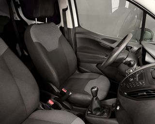Ford Transit Courier 2015