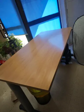 Mesa de oficina madera y metal 1.60 X80