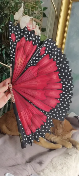 Abanico mariposa pintado a mano