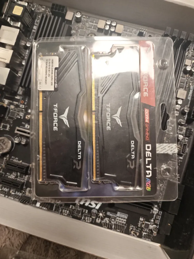Ryzen 7 5800 + Placa Base MSI + RAM afbeelding 2
