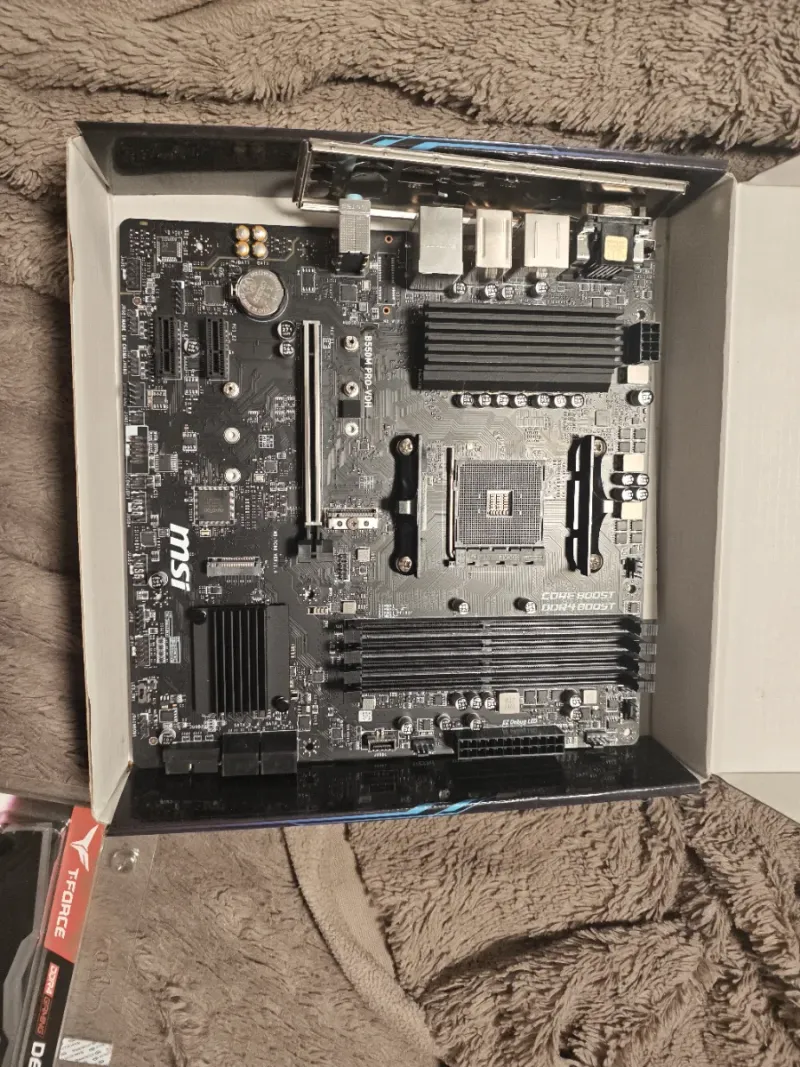 Ryzen 7 5800 + Placa Base MSI + RAM afbeelding 3