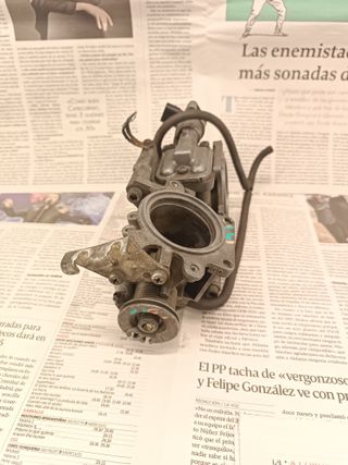 Mariposas Deauville 700 Honda cuerpo admision