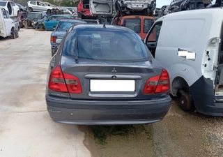 Mitsubishi 478920 puerta del izq carisma berlina 5