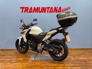 Honda CB500F. Desde 81€/mes.